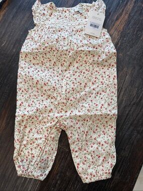 IVY CITY baby Mirabelle Romper in Cream Ditsy Floral 6-9 months